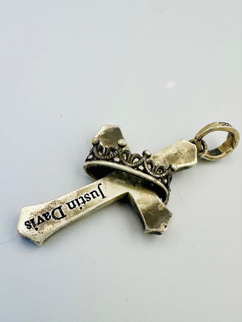 ジャスティンデイビス　クロスウィズクラウン　ペンダントトップ　シルバー925