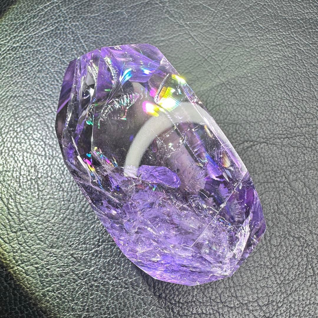 絶品❗️虹入り水晶 ✴︎アイリスクォーツ アメジストフリーフォーム天然石A1079