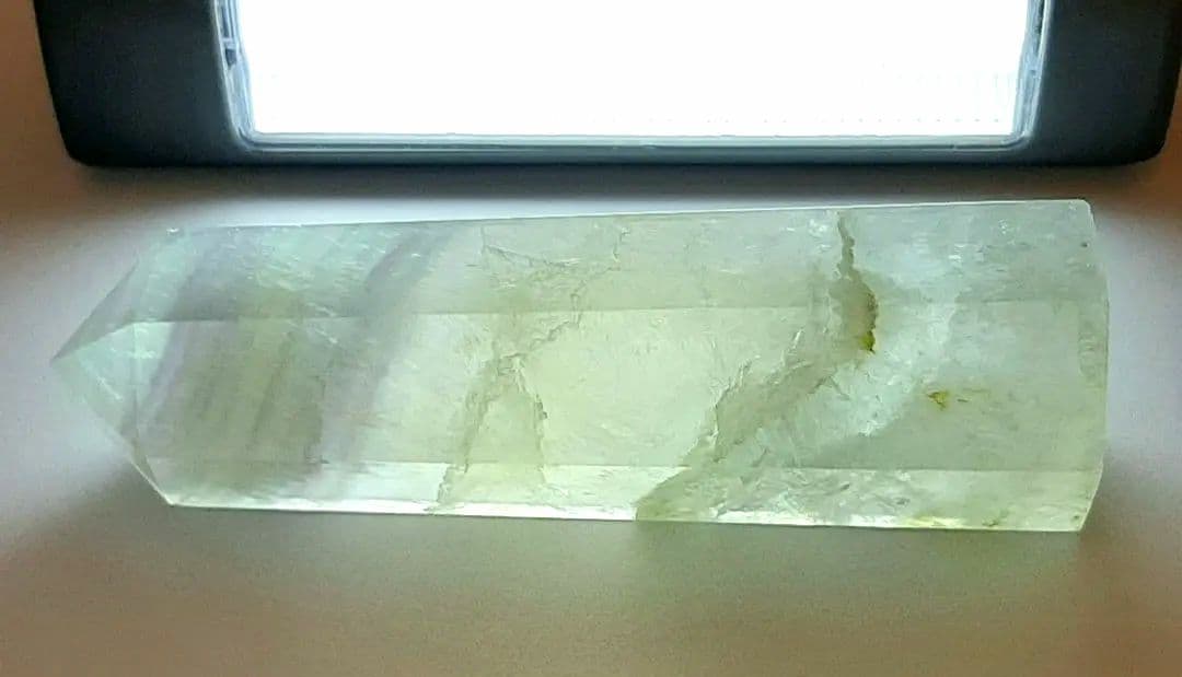 パステル　フローライト　ポイント　六角柱　虹　　キャンディー　蛍石　合言葉割引