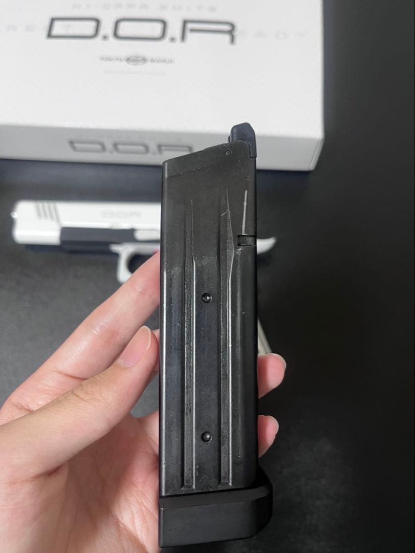 【未使用に近い】東京マルイ　ハイキャパ ホワイト D.O.R