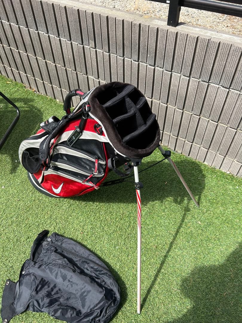 ◆ NIKE  スタンドバッグ　used ◆