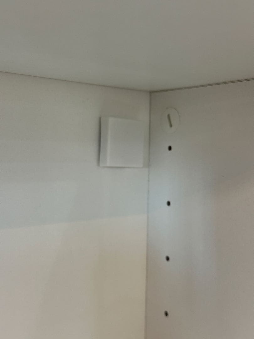 B 【東京都内23区配送無料】ガラス　ショーケース　フィギア　陳列　棚　収納