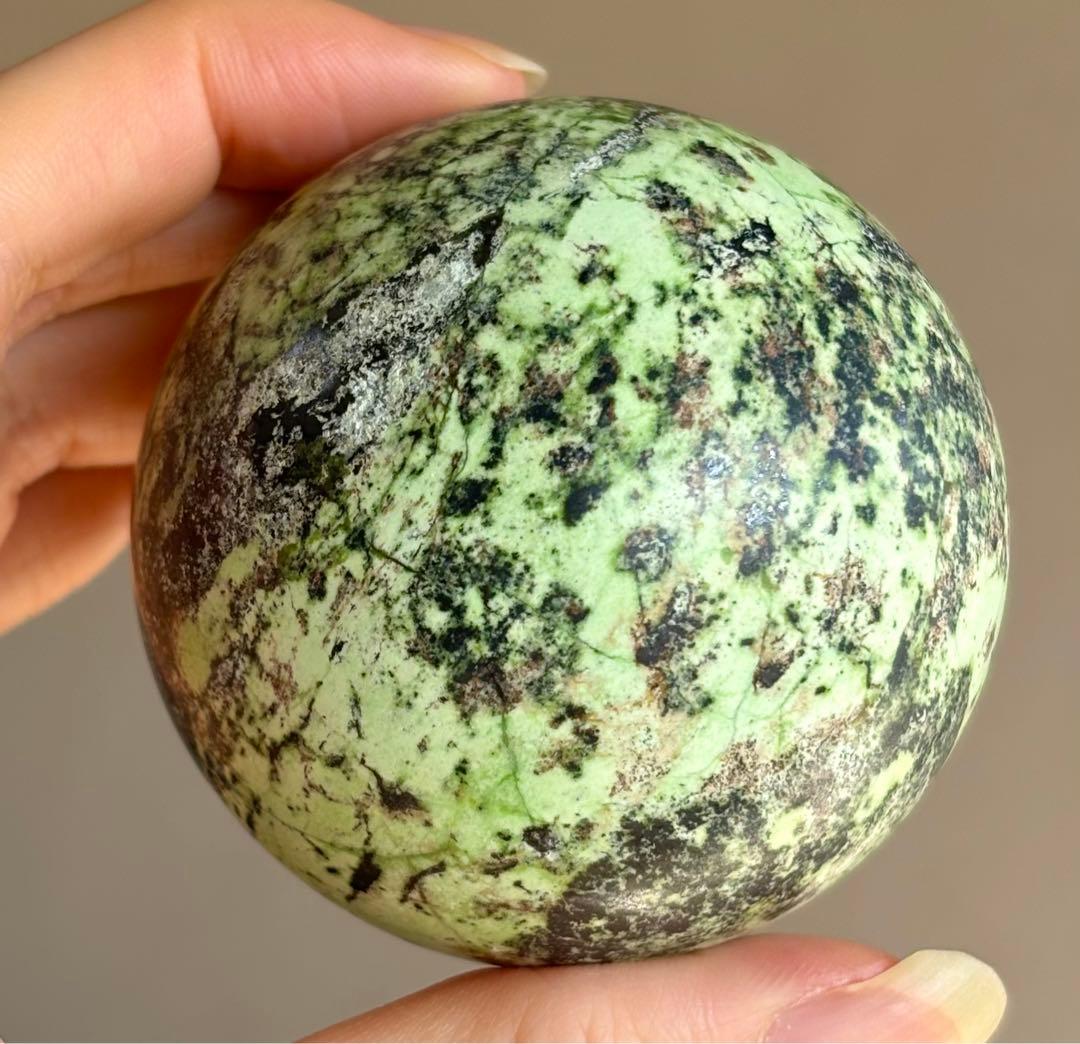 レア　高品質　オーストラリア　グリーンオパール　スフィア