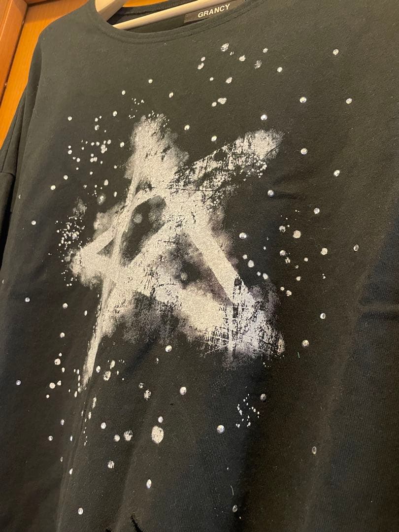 【GRANCY】ラインストーンデザイン グラフィックダメージ ロンT Lサイズ黒