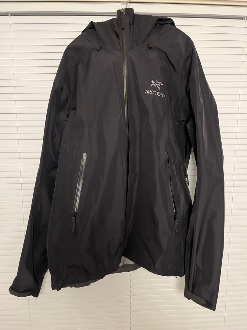 ARC'TERYX BETA LT JACKET \