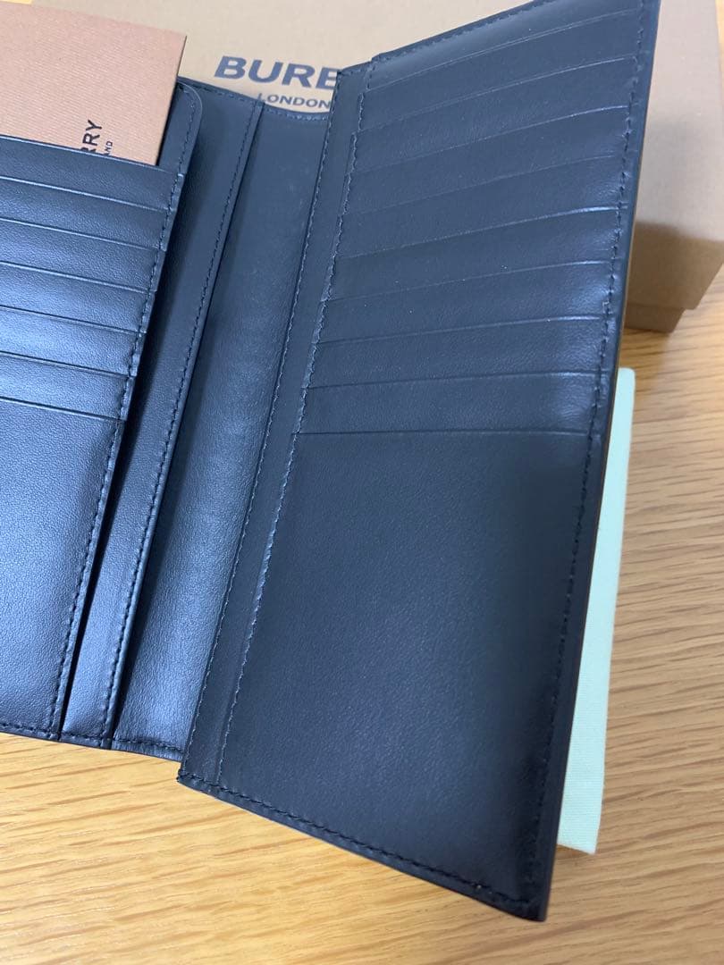 未使用　バーバリー財布