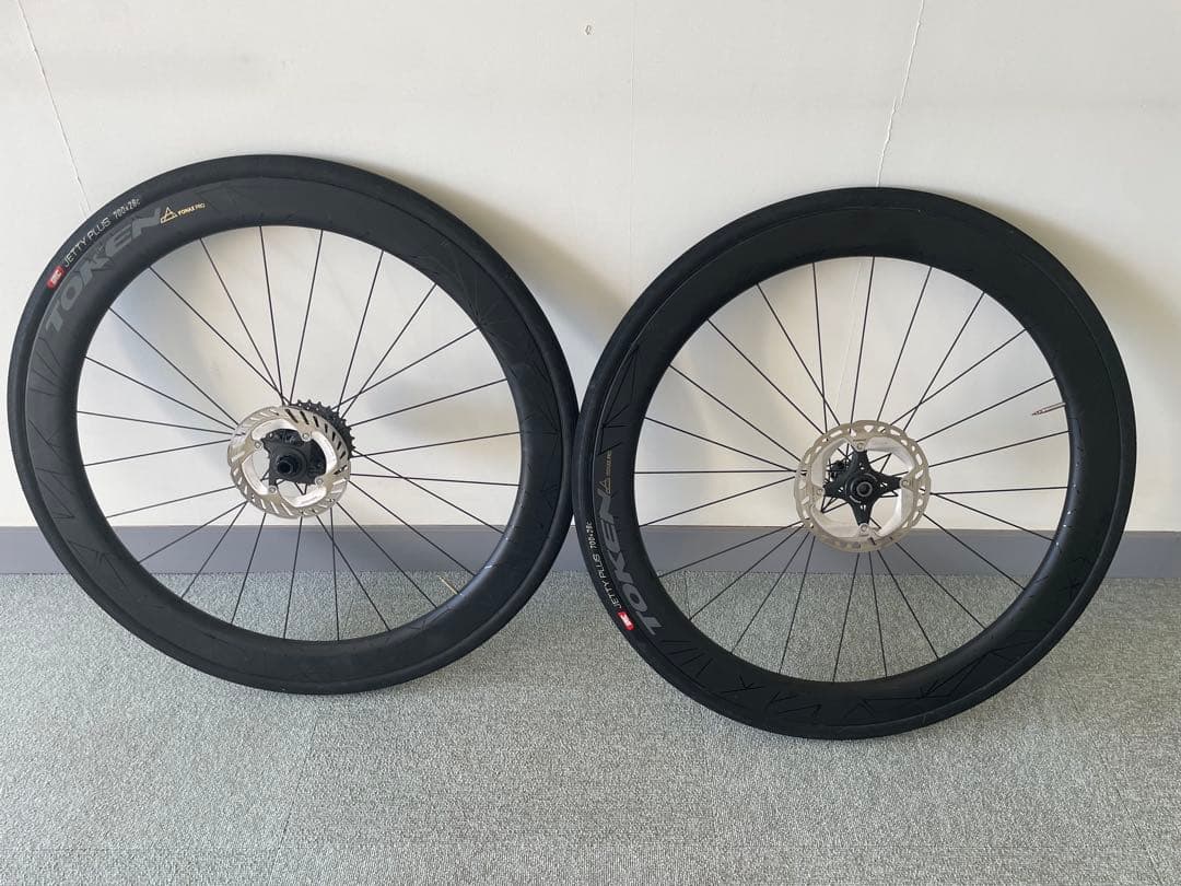 TOKEN KONAX PRO DISC カーボンホイール