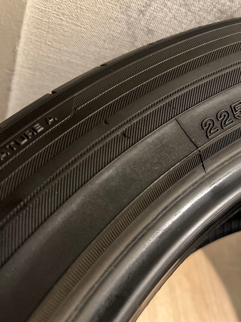 スンドゥブ 送料込22年製ブルーアースXTAE61 225/55-19２本