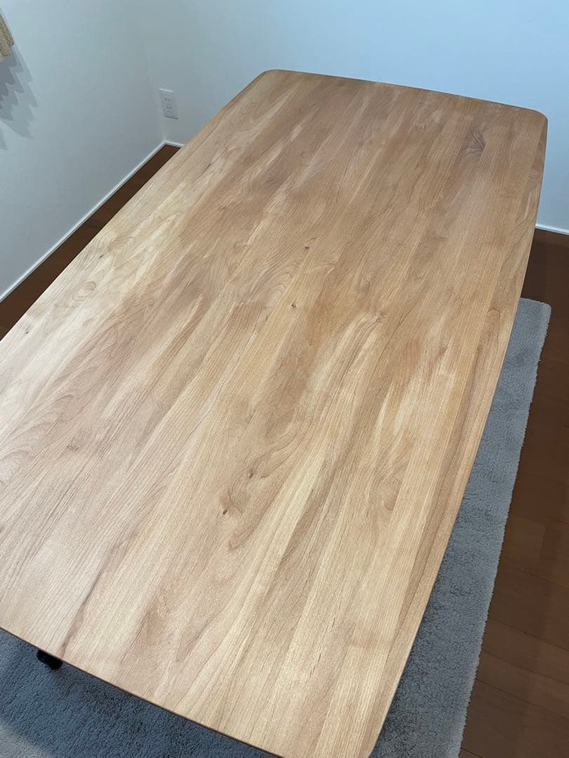 3月上旬まで！モモナチュラル　ダイニングテーブル