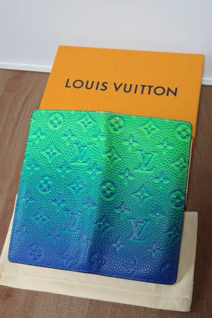 とうにゅうくんルイヴィトンLV 財布　ブラザ　モノグラム　ブルーヴェール