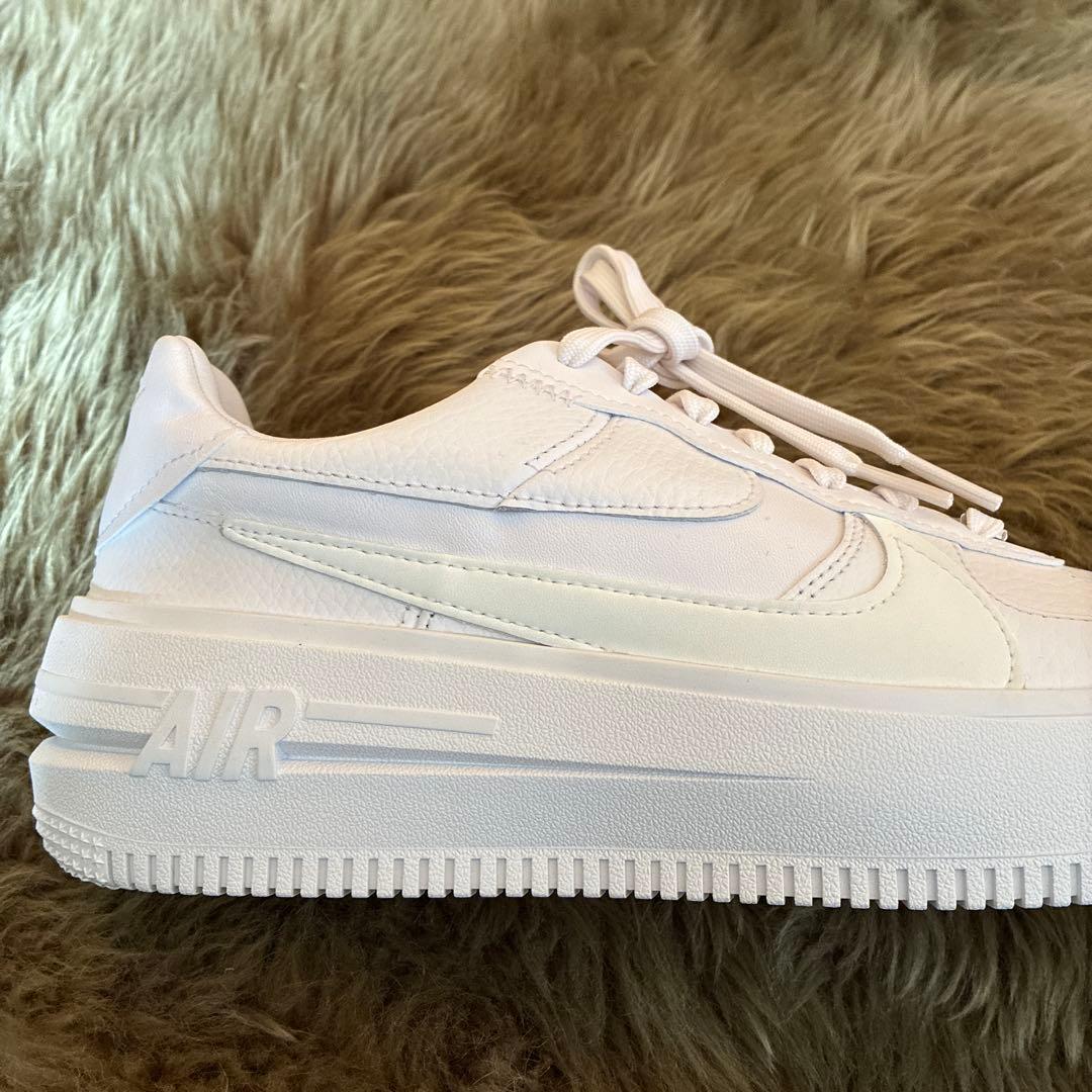 新品・未使用品 NIKE AIR FORCE 1 ナイキ エアフォース 1
