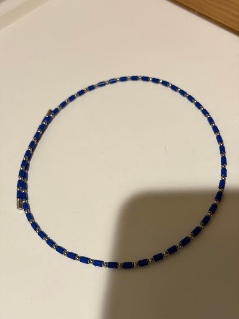 コアフォースループ 青色ネックレス