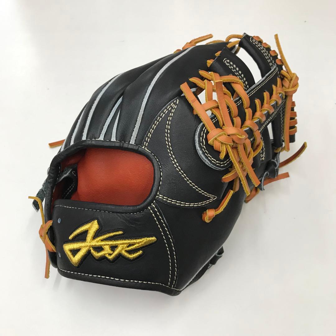 エールストーリー　限定直刺繍ラベル硬式グラブ　内野手用　型番不明