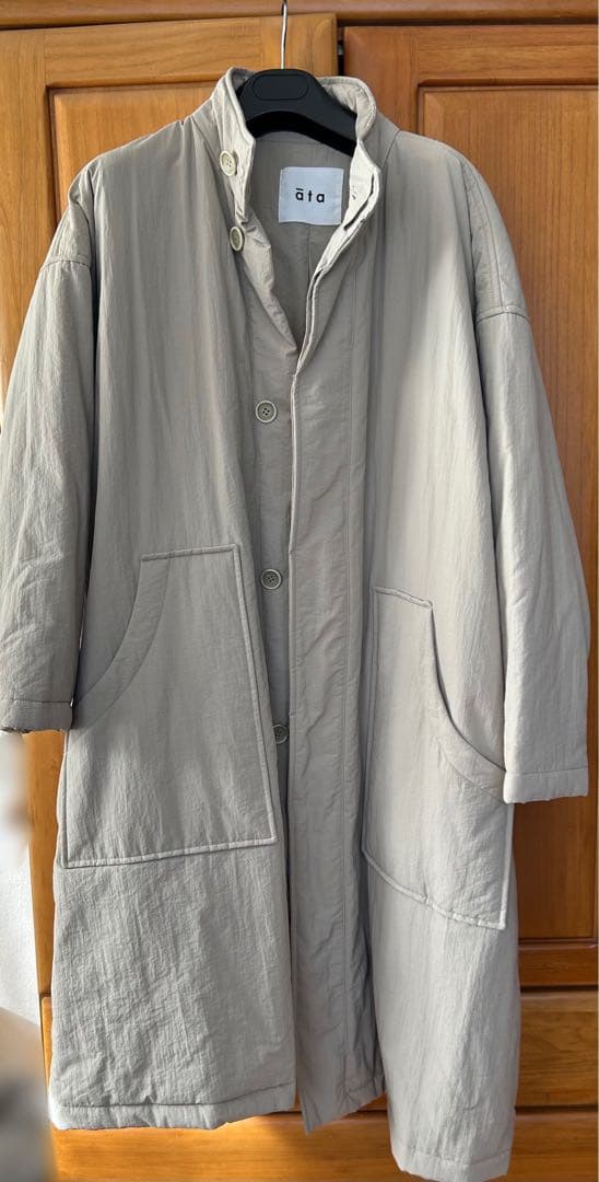 ata 中綿ロングコート