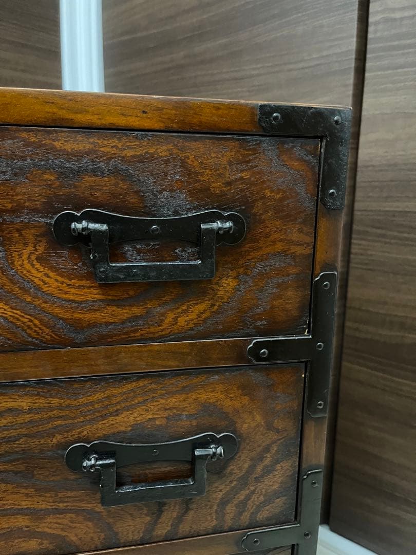 木製 4段箪笥 和箪笥　アンティーク　焦茶　民芸家具　和風