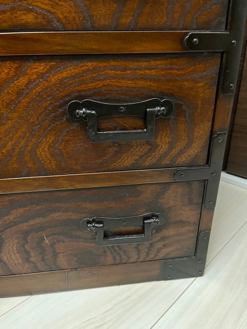 木製 4段箪笥 和箪笥　アンティーク　焦茶　民芸家具　和風