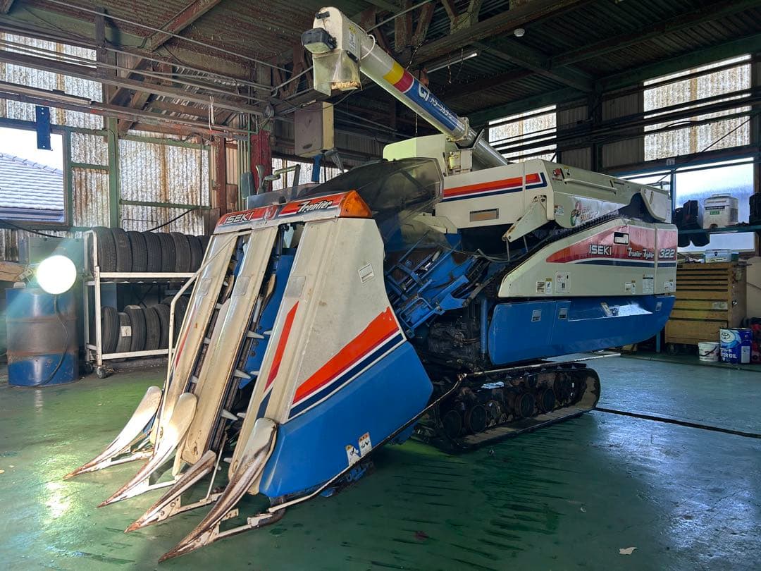 宮崎　イセキ 3条刈り　コンバイン オーガ　22馬力 HST パワステ 動画あり