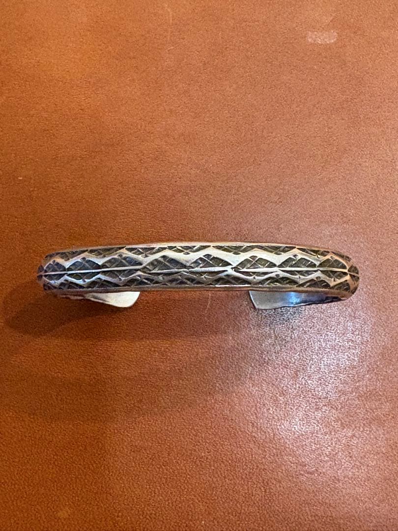 サンシャインリーブス バングル ブレスレット ナバホ族 インディアンジュエリー