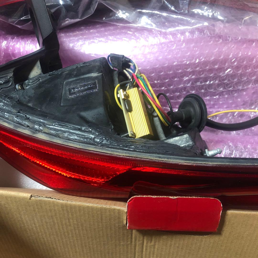 Valenti JEWEL LED テールランプ REVO ハリアー60