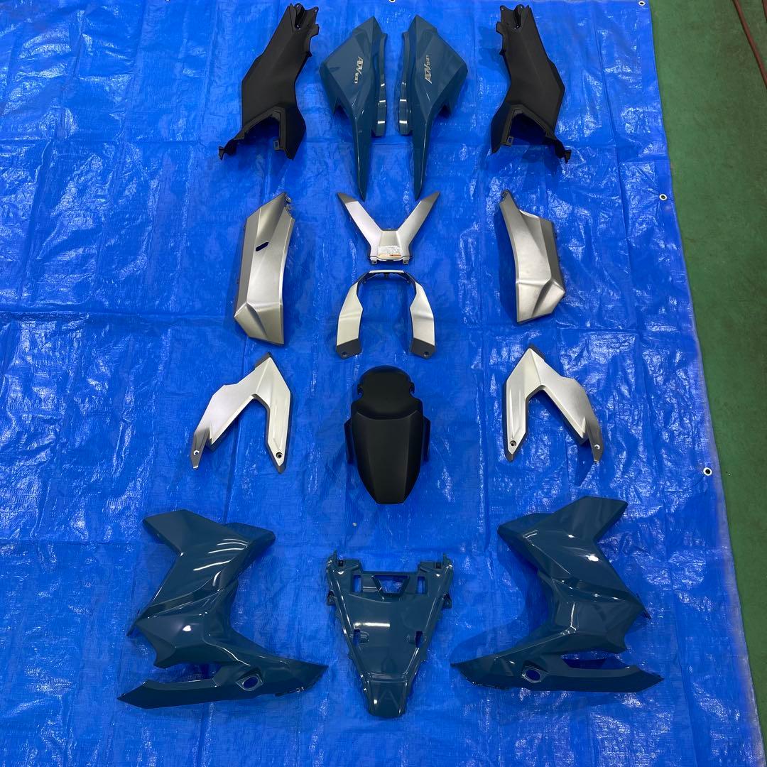 【値下げ！】ADV160 純正カウルセット　美品　パールボスポラスブルー