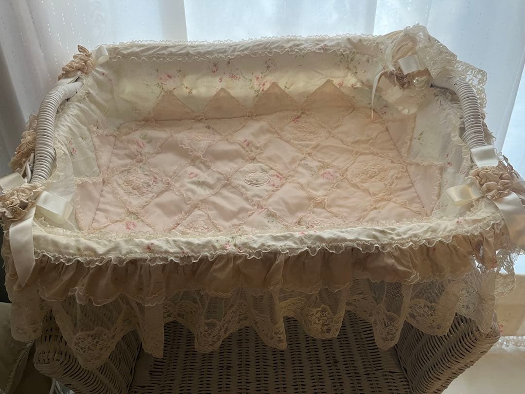 さえら　ラタン　かご