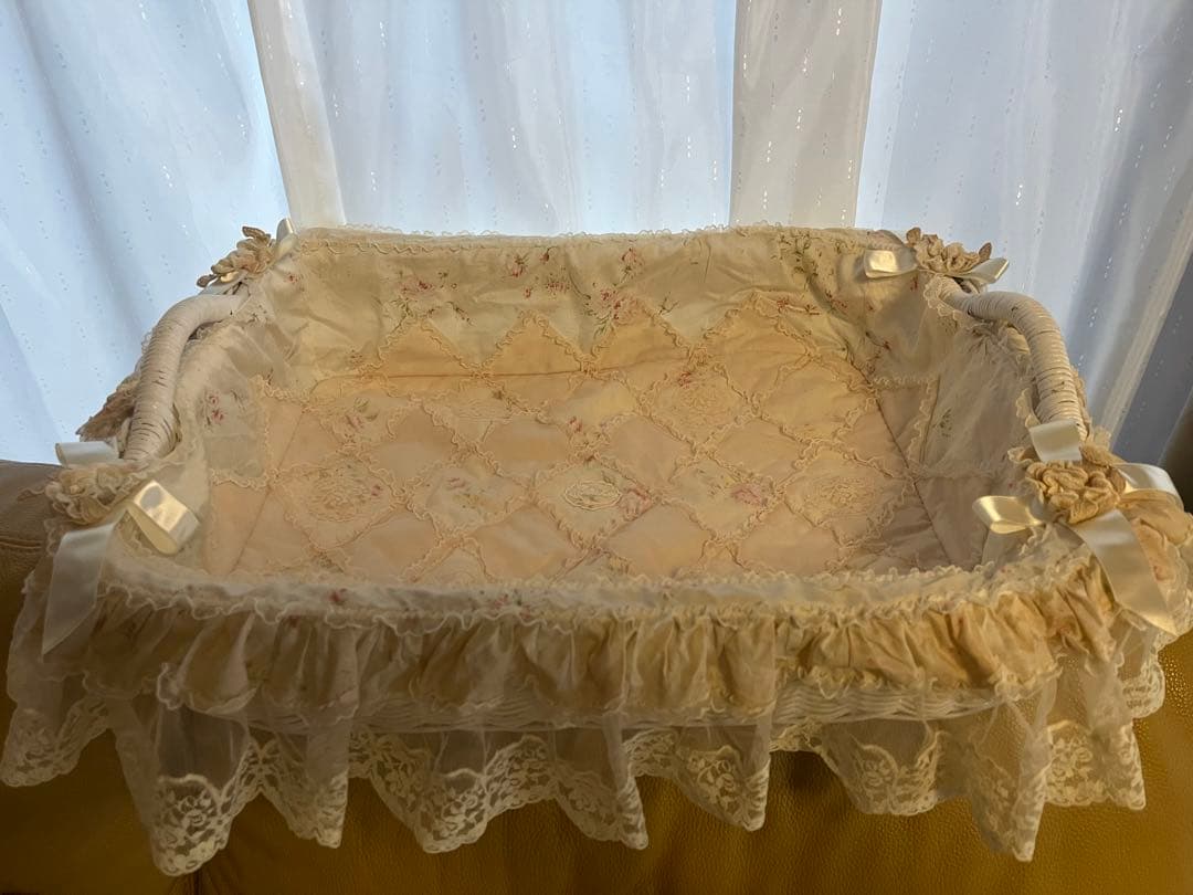 さえら　ラタン　かご