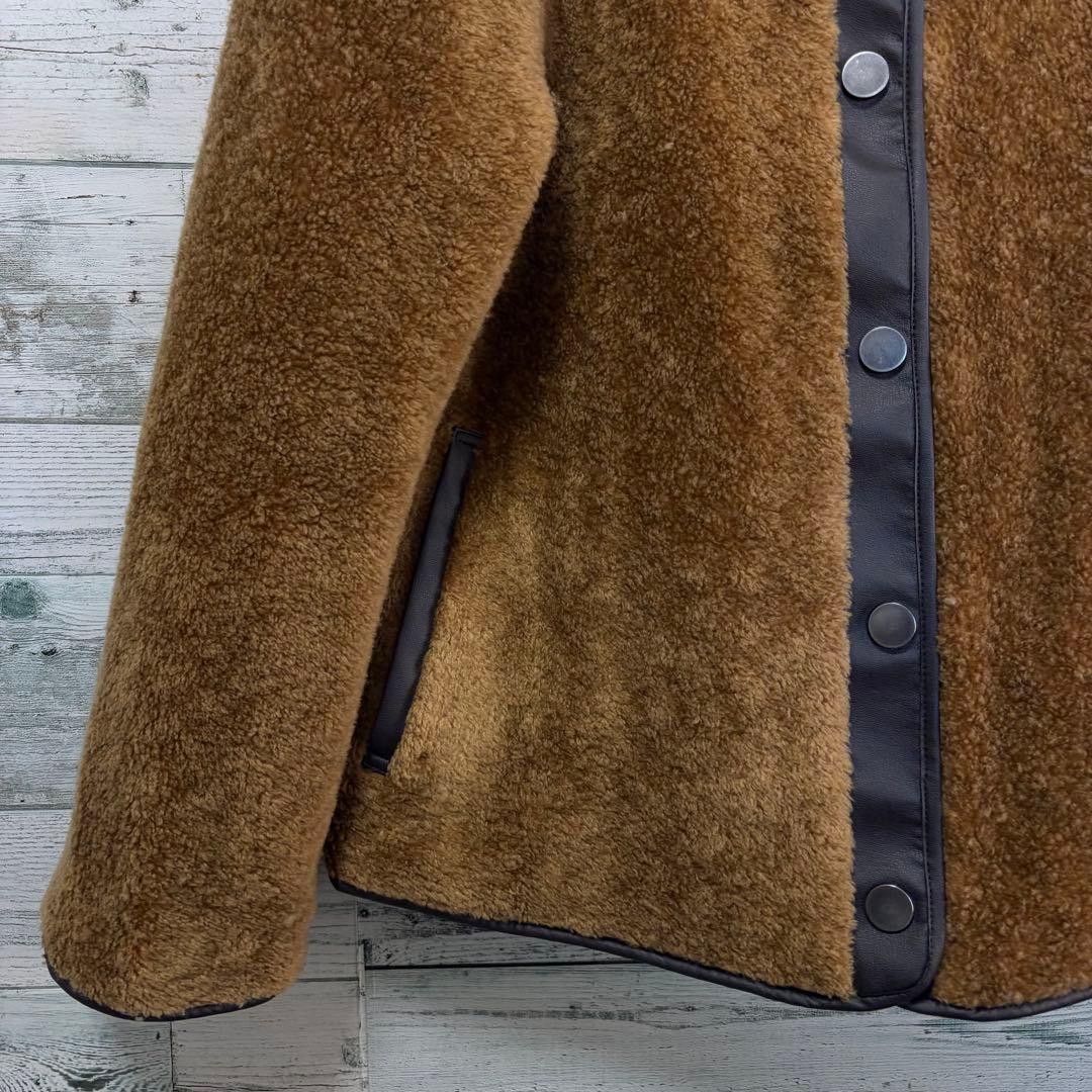 ☆ほぼ未使用☆自由区　リバーシブル中綿ジャケット　大きいサイズ3L ボア生地