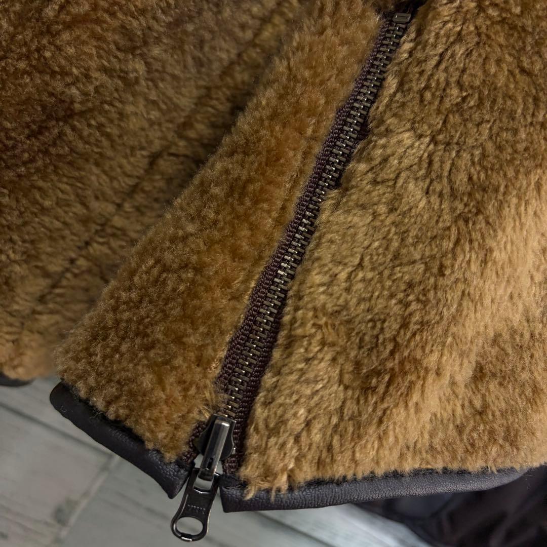 ☆ほぼ未使用☆自由区　リバーシブル中綿ジャケット　大きいサイズ3L ボア生地