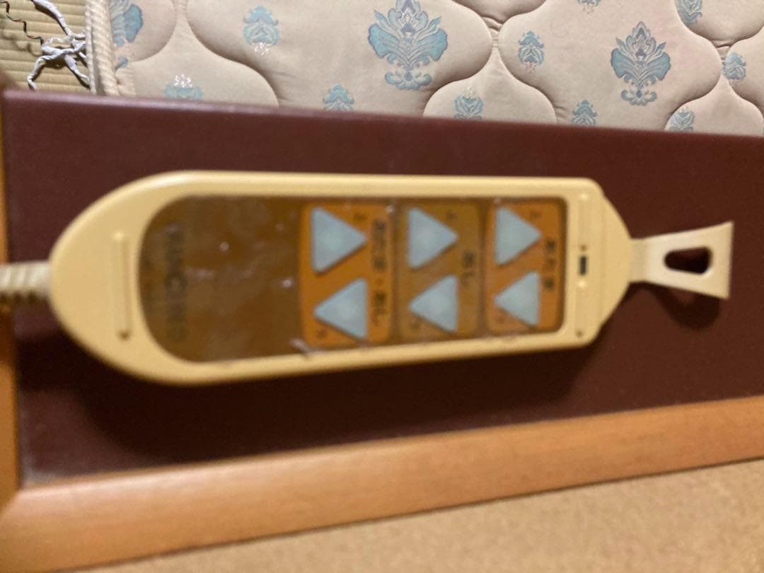介護用フランスベッド　リモコン操作可