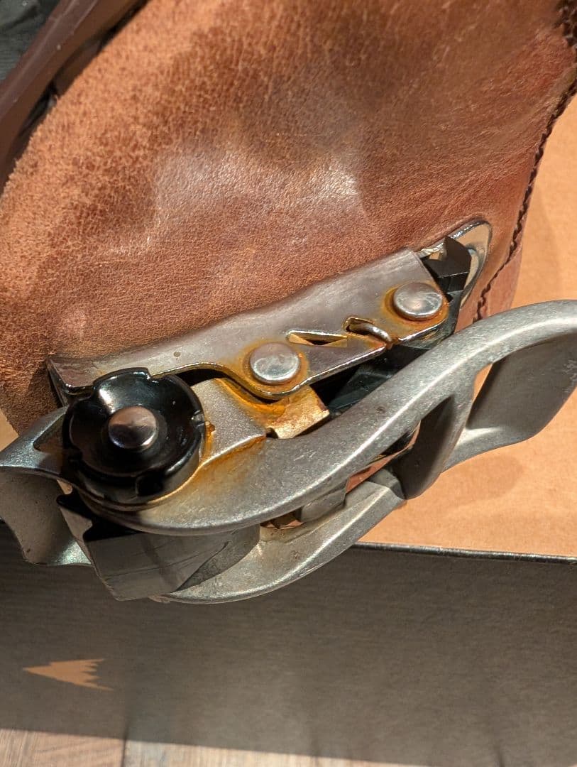 バートン マラビータレザー Re:Flex Мサイズ