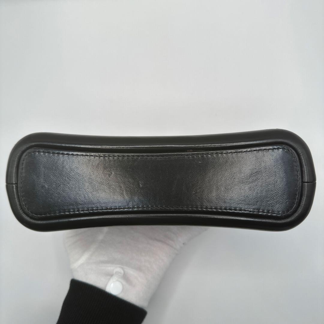 CHANEL マトラッセ　レザーポーチ　ブラック