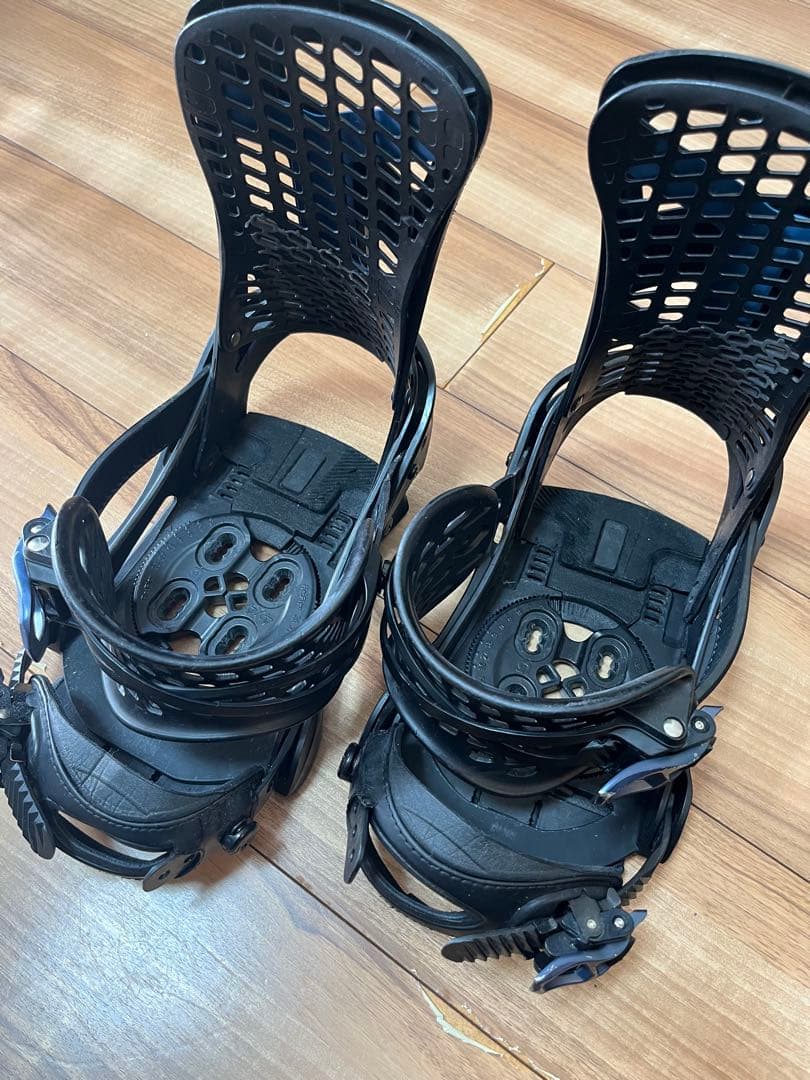 か*こ様 Burton スノーボードビンディング サイズS RE:FLEX GE