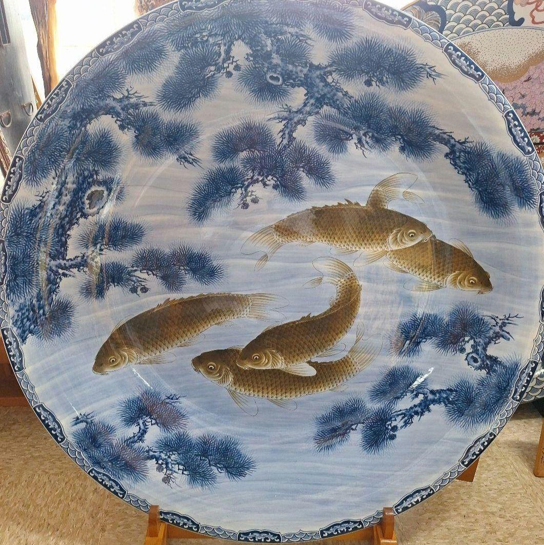 有田焼　染付松鯉絵三尺大皿　神右衛門