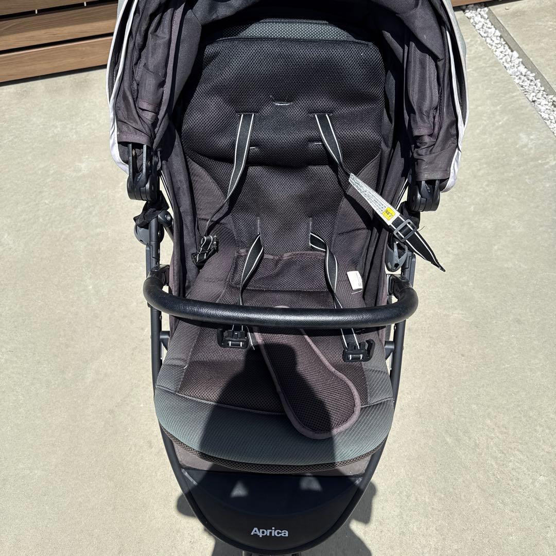 早い者勝ち　美品　Aprica スムーヴベビーカー グレー　3輪　走行問題なし
