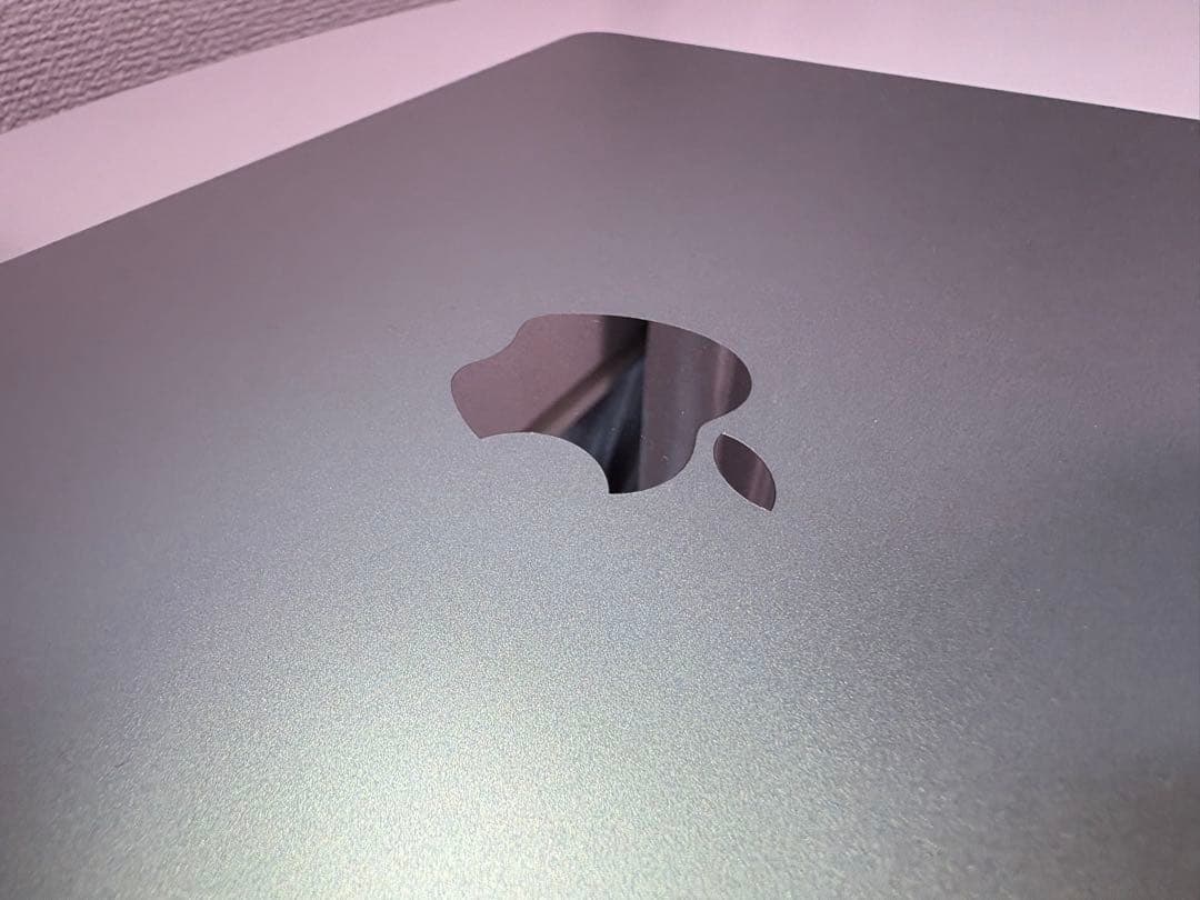 MacBookAir13インチ 24GB 512GB 25年9月購入 充放電3回