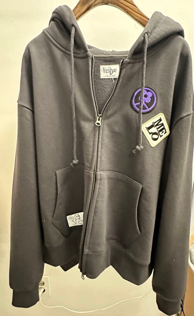 メロ　マウスラビット　パーカー　イェソン　チャコール　韓国