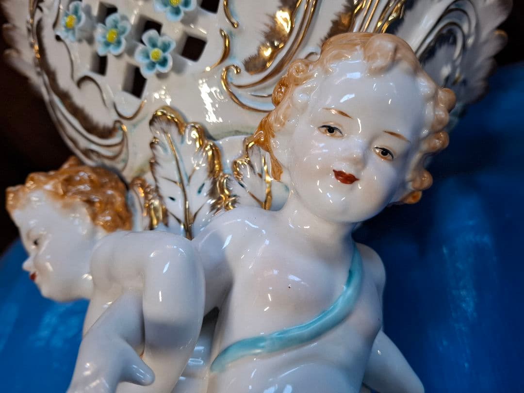 Capodimonte カポディモンテの陶器製置物 大型 天使 イタリア製