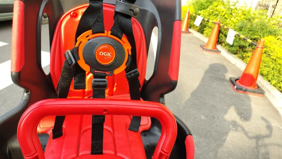 ★引取のみ対応 さいたま市西区 ママチャリ、チャイルドシート付き 6段変速自転車