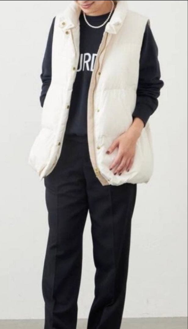 もく、イエナ⭐︎オフホワイトベストダウン