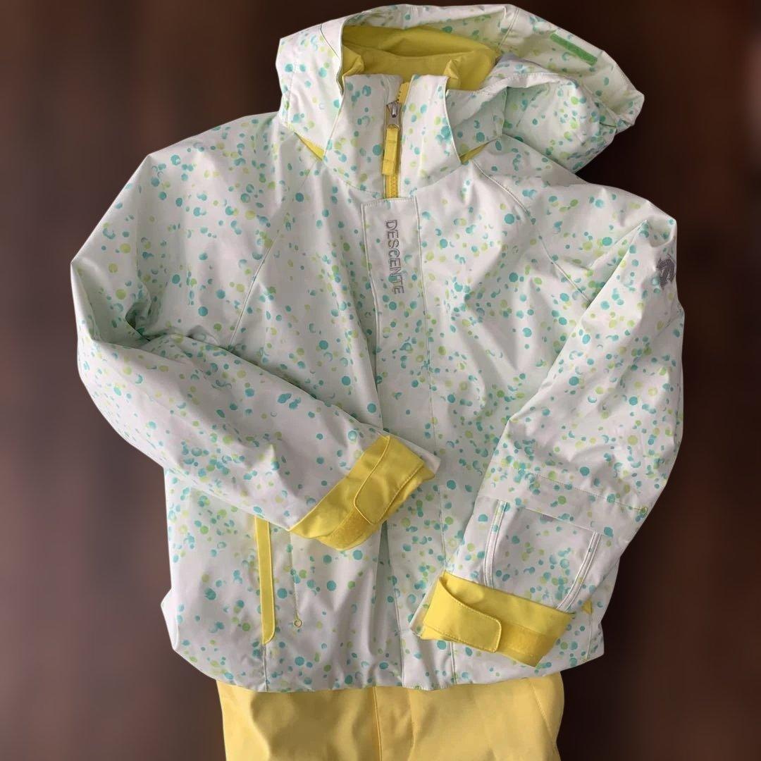 デサント 女児 スキーウェア 美品 140 ジャニアスーツ キッズ　無記名