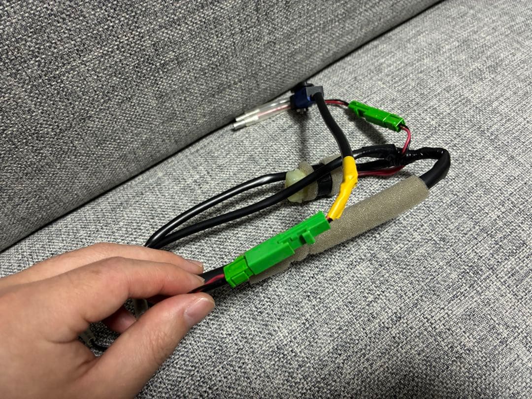 ヴェゼル／純正／LEDスピーカーリング・ドアポケットLED／ホワイト