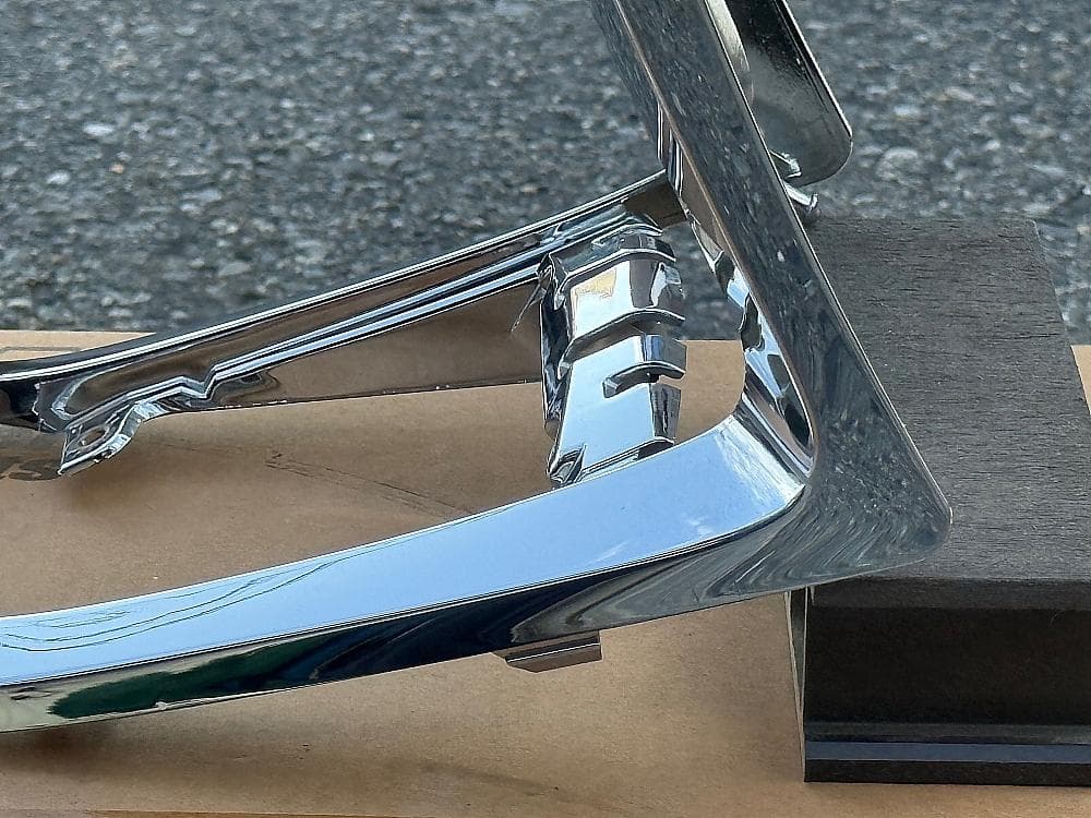 ラス１ 美品 ワイズギア 4D9 マジェスティ メッキインナーパネル SG20J