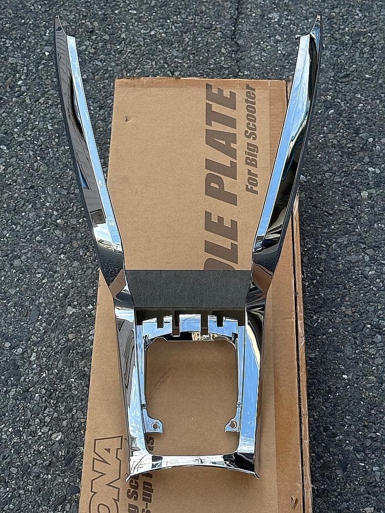 ラス１ 美品 ワイズギア 4D9 マジェスティ メッキインナーパネル SG20J