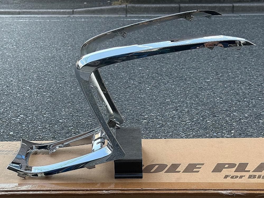 ラス１ 美品 ワイズギア 4D9 マジェスティ メッキインナーパネル SG20J