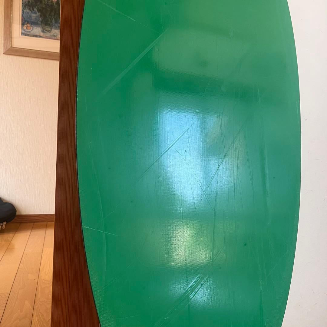 サーフボード　スキムボード