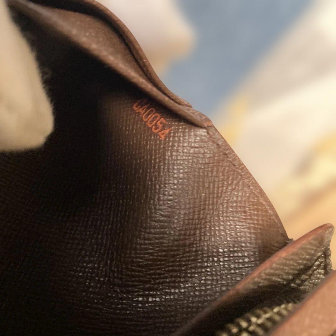 ルイヴィトンポルトフォイユトレゾールダミエ財布