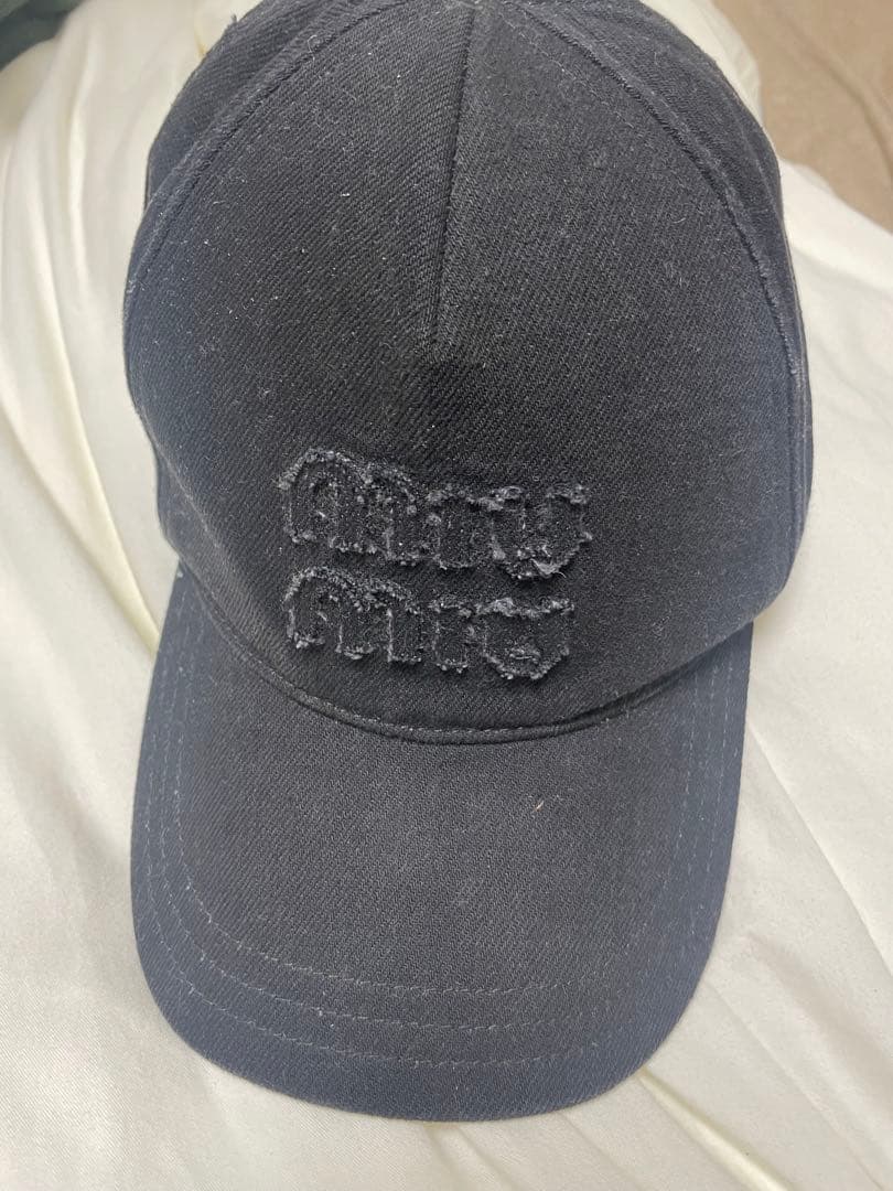 MIU MIU ブラック キャップ S