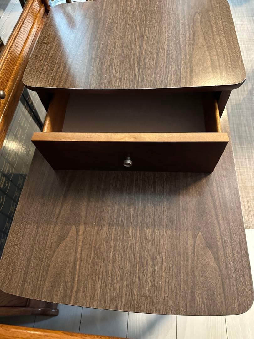 ミッドセンチュリー　ヴィンテージ　1960年代ステップエンドテーブル