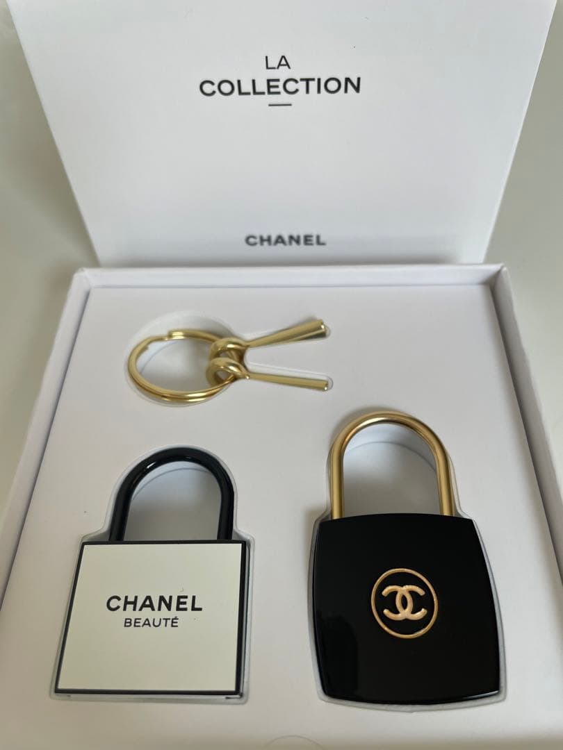 新品未使用CHANEL シャネルキーホルダーラコレクションノベルティ