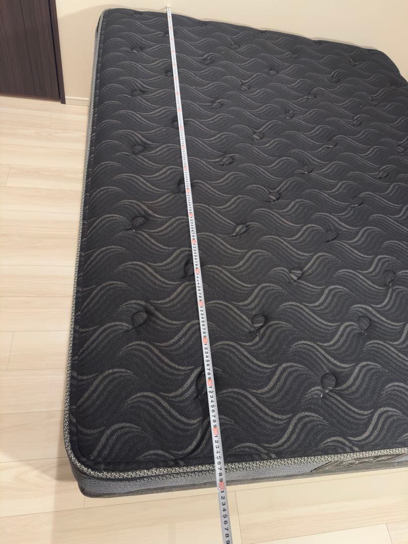 M*e様 【新品未使用】【ボトムセット販売】シモンズ　プレミアムクラス　クイーン